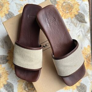 Coach Brown and Cream Slide Sandals Kana Linen size 6B